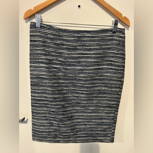 Lord and Taylor skirt - Picture 1 of 7